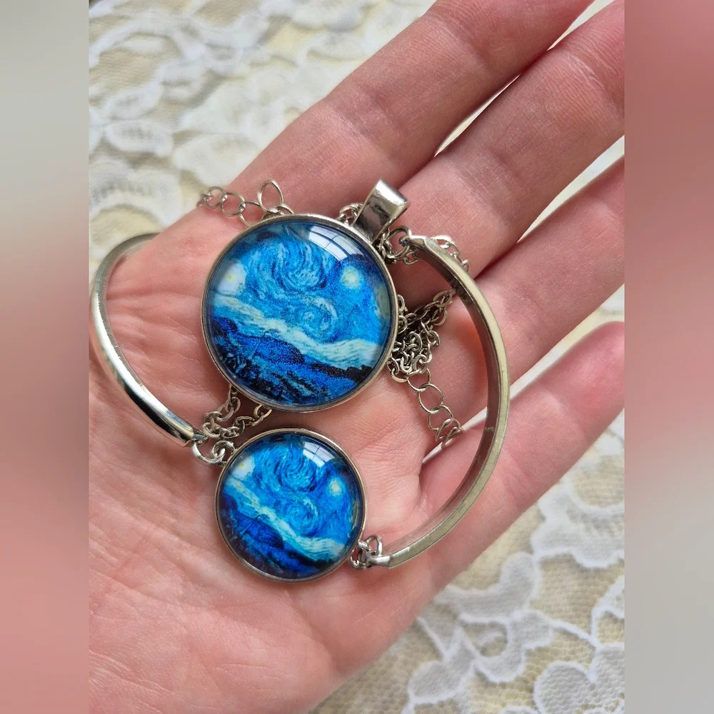 Elegant Blue and Silver Van Gogh Necklace and Bracelet Set - Picture 3 of 6